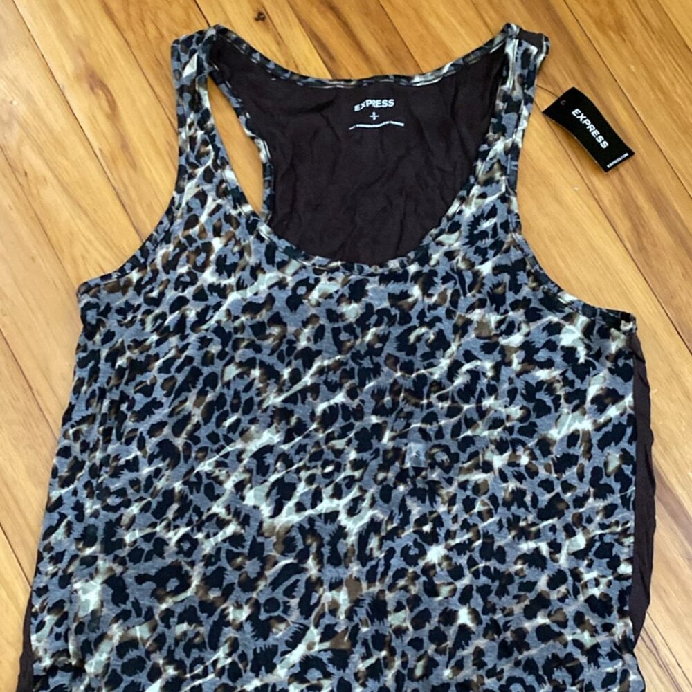 BNWT Express Tank Top Size Small